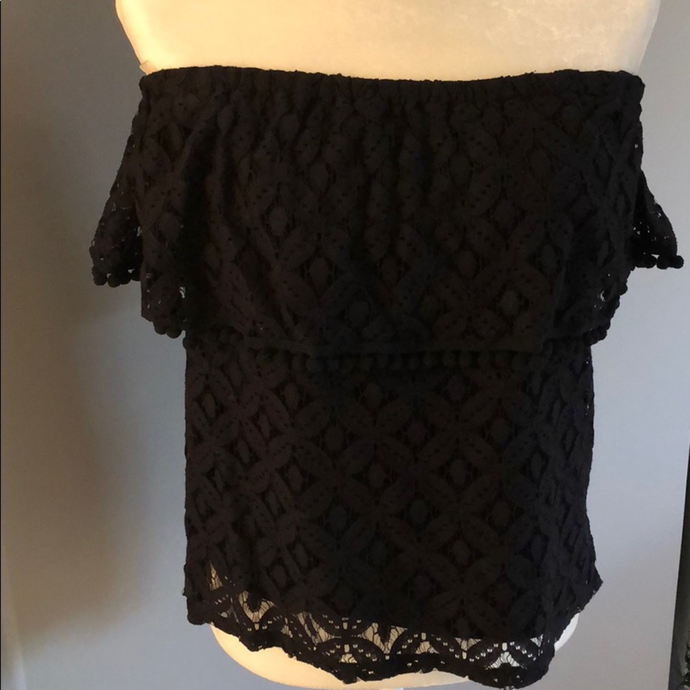 Black Lace Ruffle Top - Picture 2 of 5
